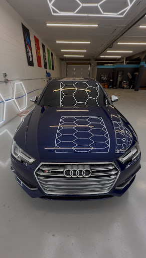 Reflection lines on a corrected Audi hood at Detail Tech